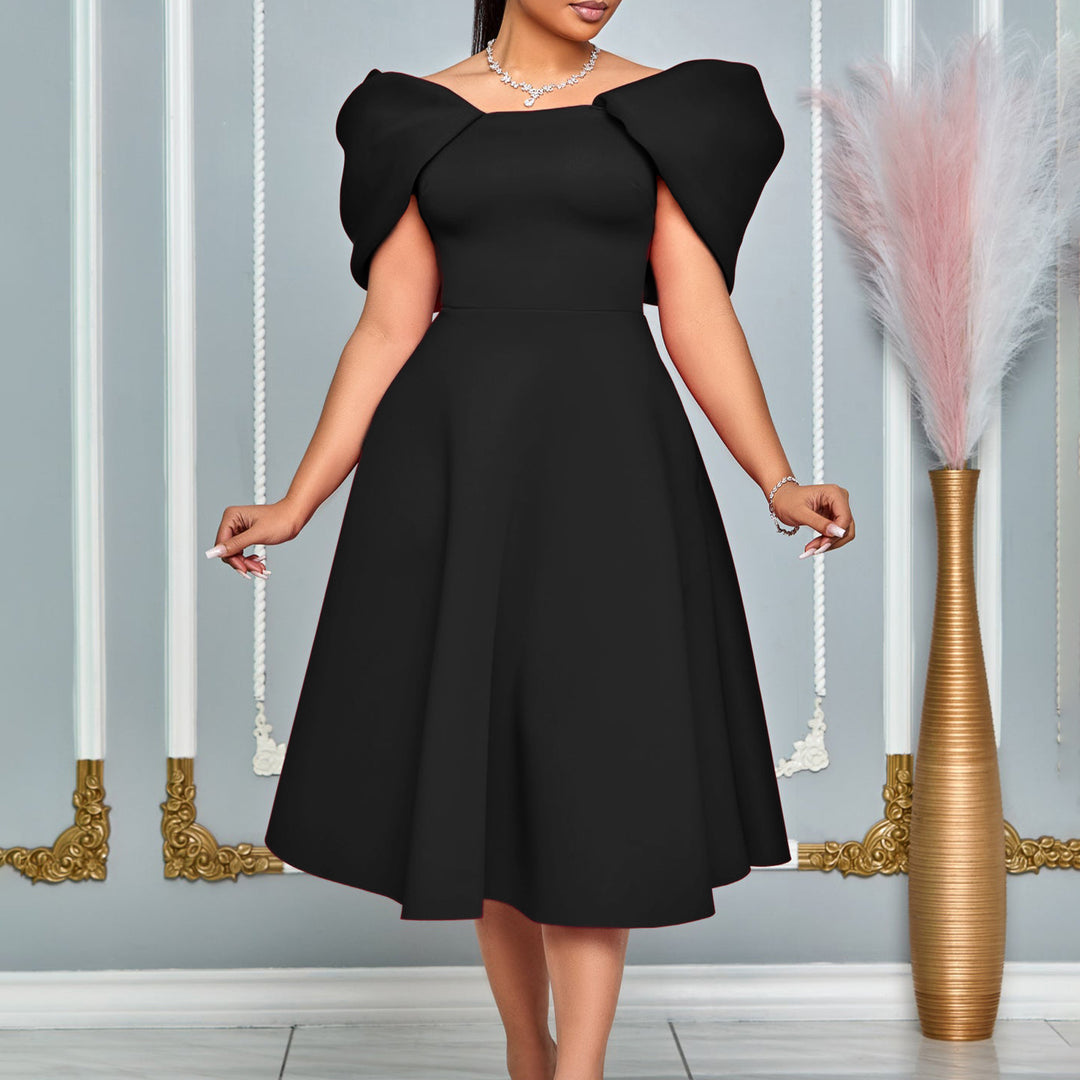 Damen Festliches Kleid mit dramatischem Cape Drune