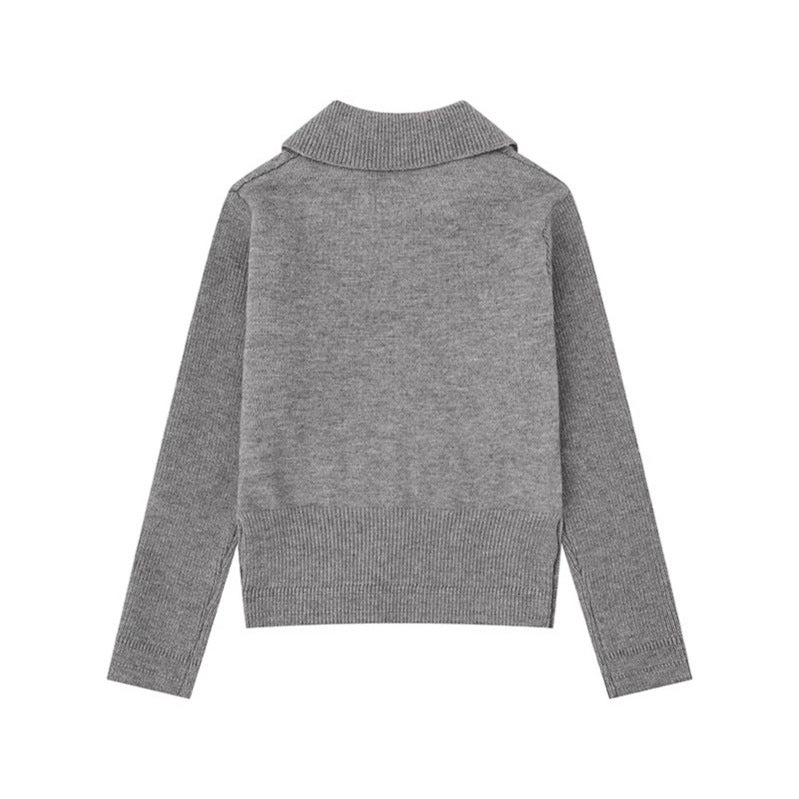Damen Feinstrick-Polo-Pullover mit Zopfmuster, Zierknopfbesatz und taillierter Passform Drune