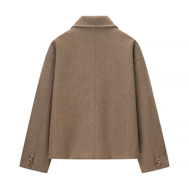Damen nan boxy Kurzjacke mit oversized Hemdkragen, verdeckter Knopfleiste und nahtlosen Eingrifftaschen Drune