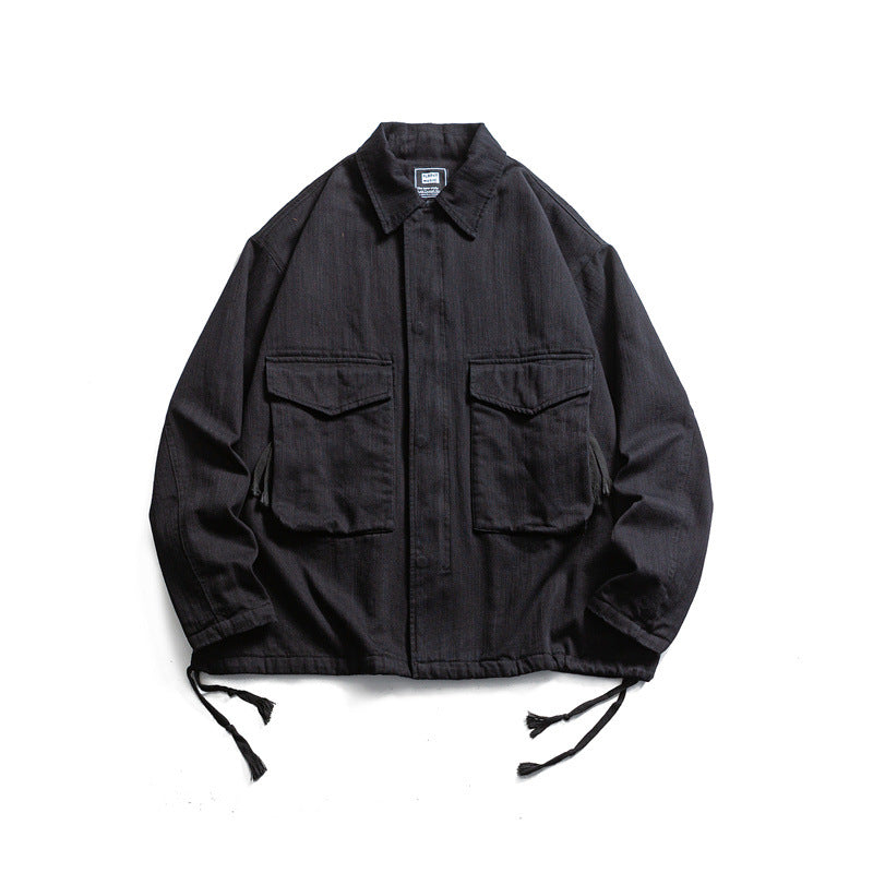 Herren Boxy-Utility-Blousonjacke aus Canvas mit aufgesetzten Pattentaschen und Kordelzugsaum Drune