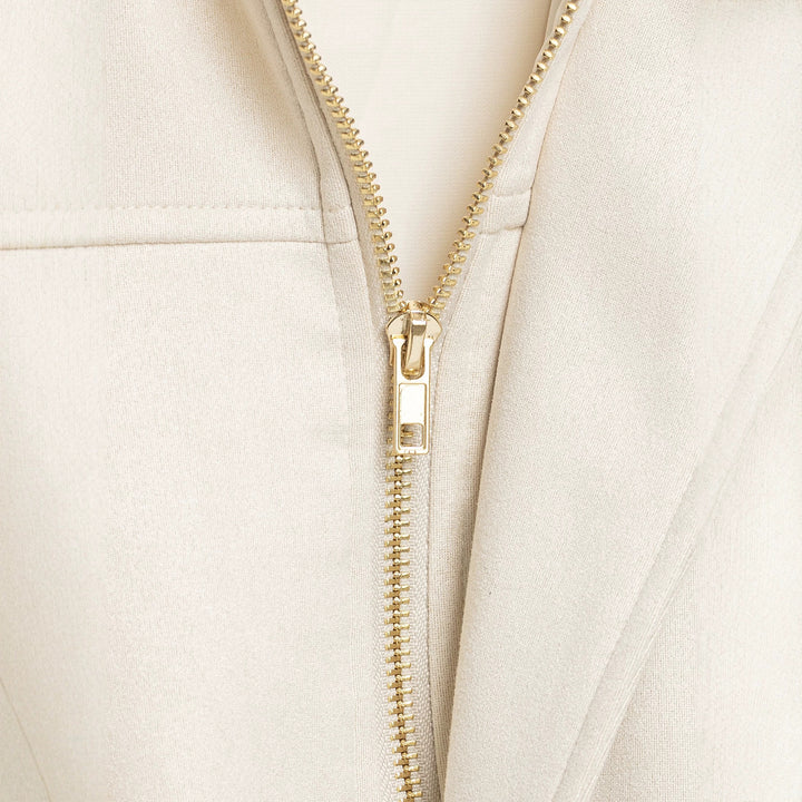 Damen Cropped-Boxy-Jacke aus Veloursoptik mit Hemdkragen, weiten Raglanärmeln und Tunnelzug Drune