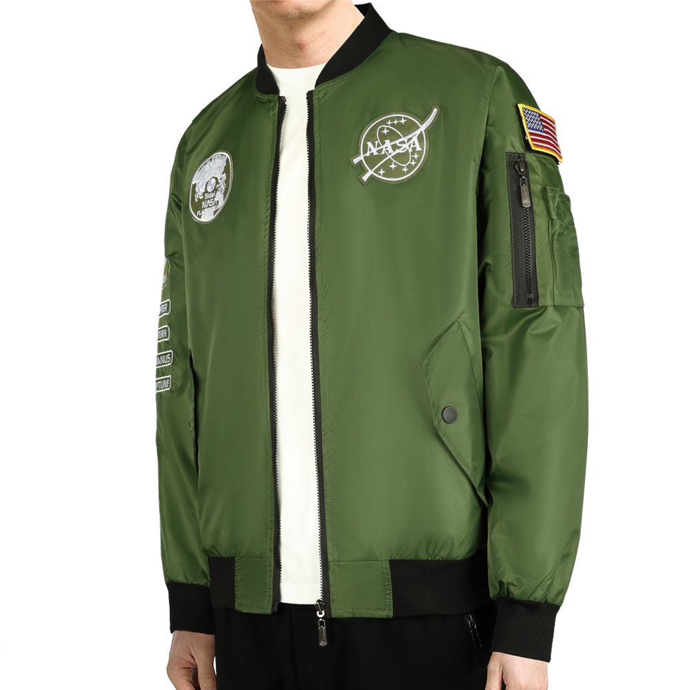 Herren  bestickte Raum-Patch glänzende Shell Bomberjacke mit bedrucktem Innenfutter und Ärmel-Reißverschluss-Nutztasche Drune