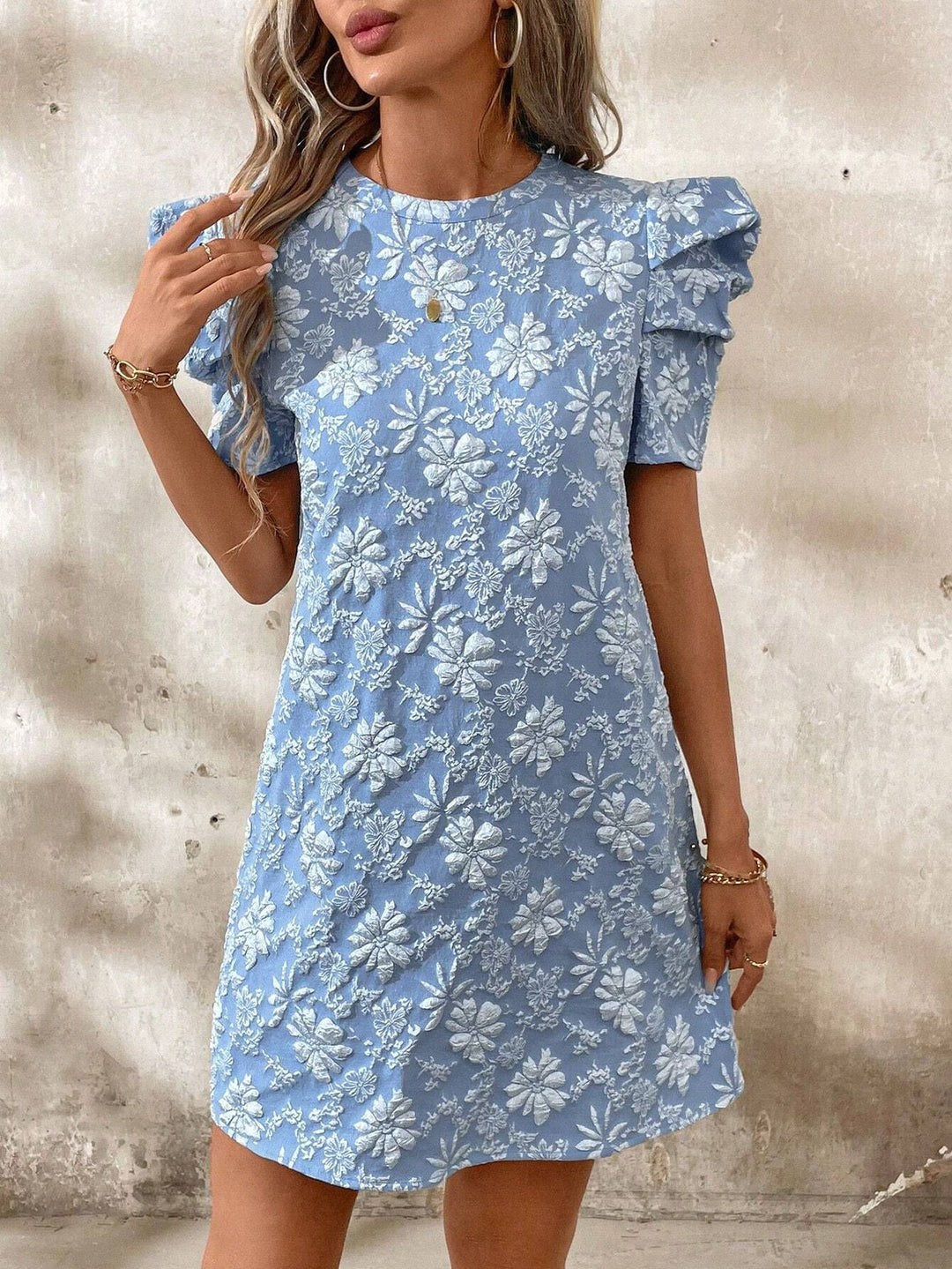 Damen nan florales Jacquard-Minikleid mit gestuften Puffärmeln Drune