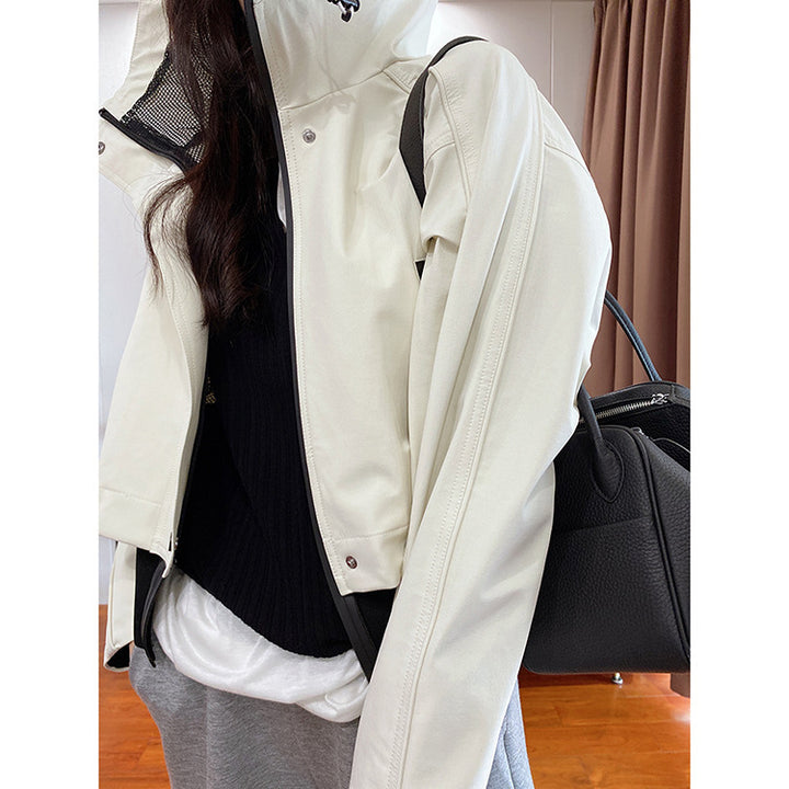 Damen Kurze Kapuzenjacke mit Mesh-Futter, verdeckter Reißverschluss und Kontrastdetails Drune