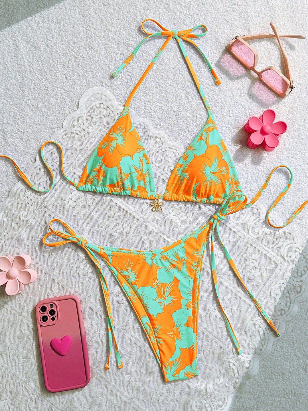 Damen Triangel-Bikini mit floralen Akzenten und raffinierten Bindebändern Drune