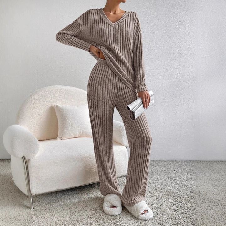 Frauen Rippstrick Lounge Set aus weichem Strick mit V-Ausschnitt und weitem Bein Drune