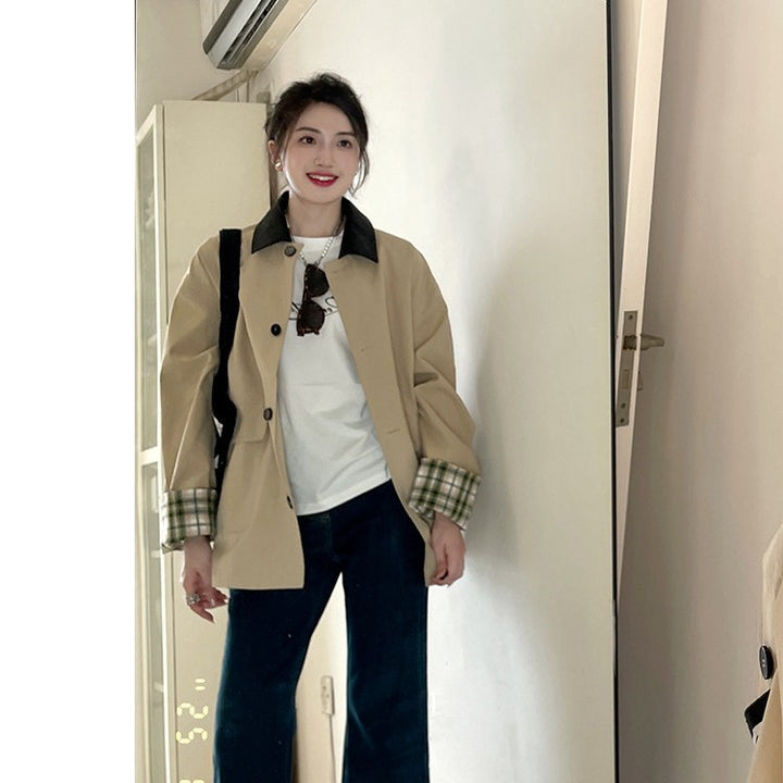 Damen Kurztrenchjacke im Oversize-Schnitt mit Kontrastkragen und karierten Umschlagmanschetten Drune