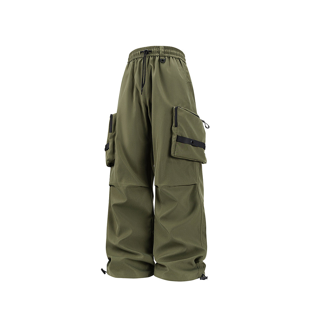 Herren Weite Utility-Cargohose mit großvolumigen Klappentaschen und Kordelzugbund Drune