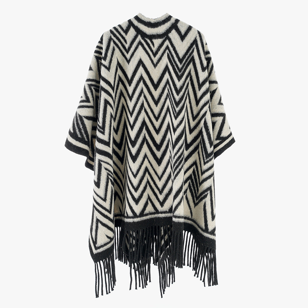 Damen Großer Fransenponcho im Oversize‑Cape mit geometrischem Zickzack‑Jacquard Drune