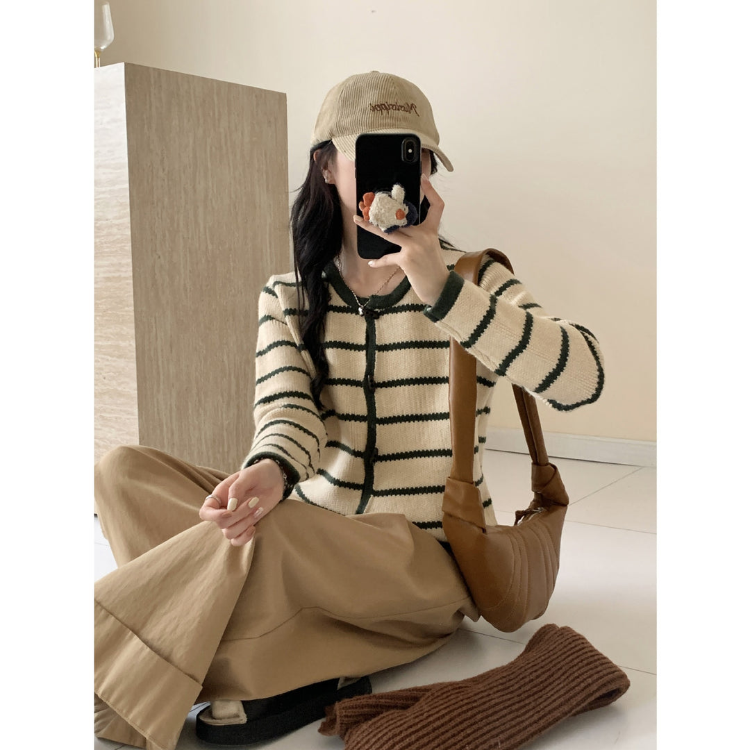 Damen Strickjacke mit maritimem Streifenmuster und großen Knöpfen Drune
