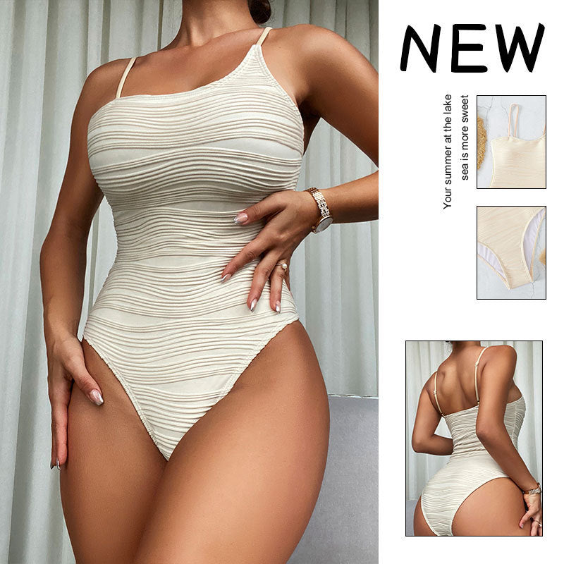 Damen Einteiler Badeanzug mit trendigem Rüschendesign Drune