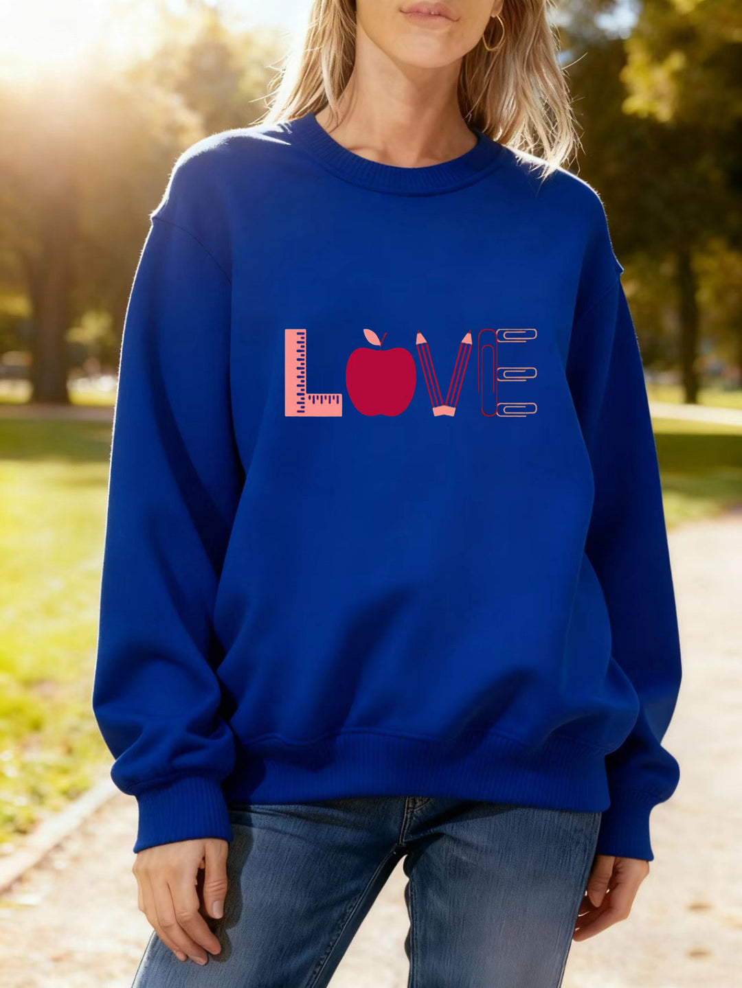 Damen Sweatshirt mit kreativem Love-Motiv Drune
