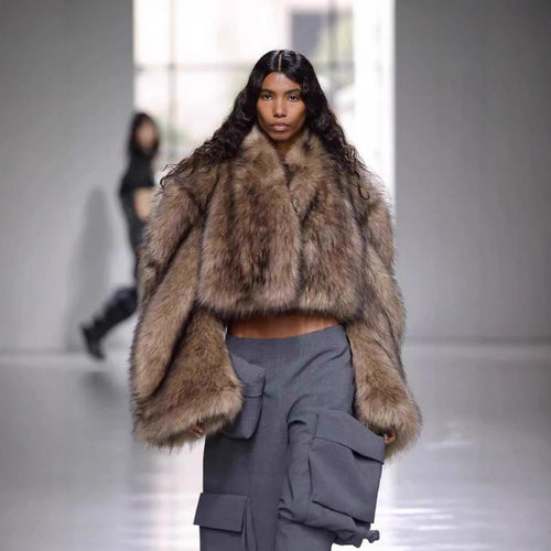 Damen Kurze voluminöse Crop-Faux-Fur-Jacke mit verlängerten Ärmeln Drune