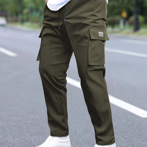 Herren Utility-Cargohose im tapered Schnitt mit elastischem Tunnelzugbund, großen Klapp- und Reißverschlusstaschen Drune