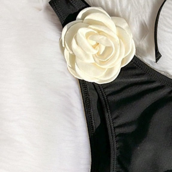 Damen Bikini mit dekorativen Blumenapplikationen Drune