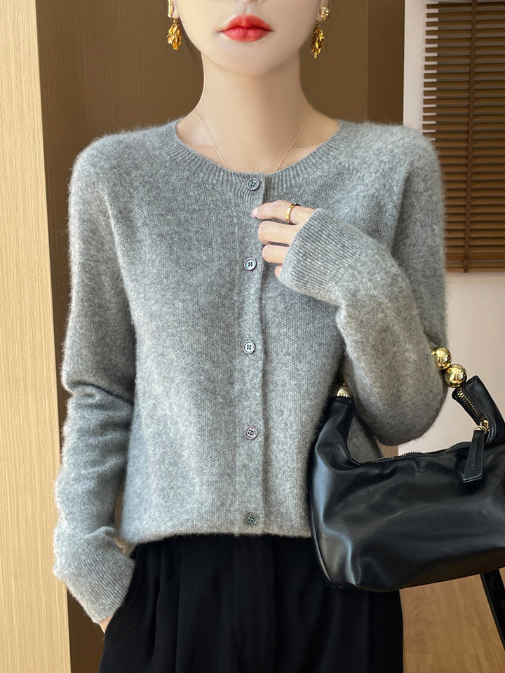 Damen Kuscheliger Kurzcardigan aus Mohair‑Mix mit feiner Schurwollstruktur und Perlmuttknopfleiste Drune