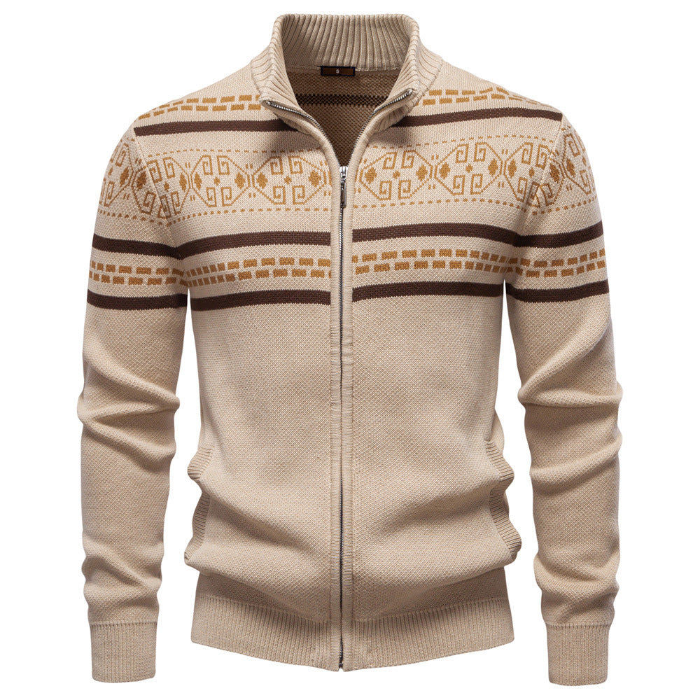 Herren nan Strickjacke mit durchgehendem Reißverschluss, Stehkragen und nordisch-geometrischem Intarsienmuster Drune