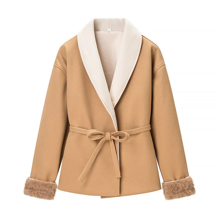 Damen nan taillierte Kurzjacke mit großzügigem Schalkragen, Bindegürtel und Kunstfellmanschetten Drune