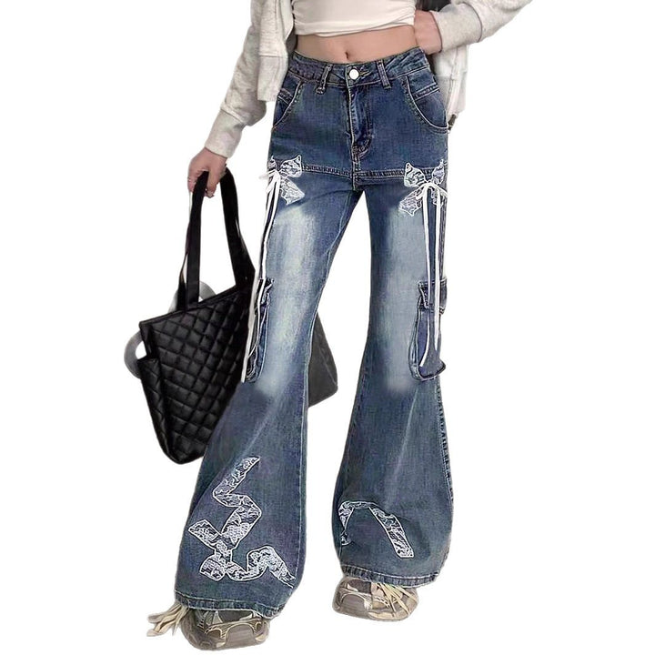 Damen weite ausgestellte Jeanshose im Cargostil mit Zierbändern, Spitzenapplikationen und Mehrfachtaschen Drune