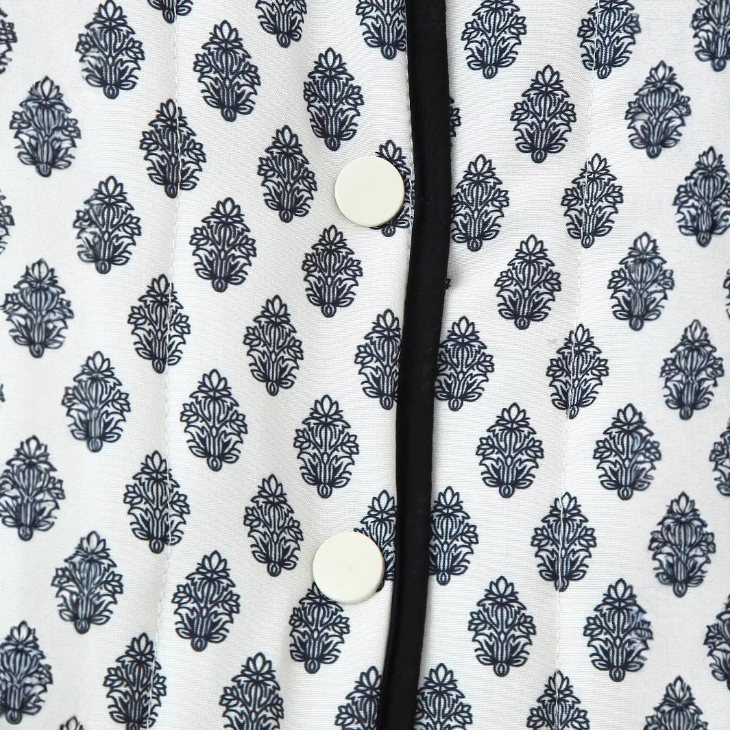 Damen nan gesteppte Kurzjacke mit Rundhalsausschnitt, Druckknöpfen und Kontrastpaspel Drune