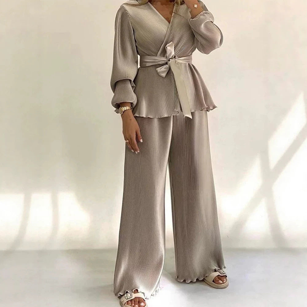 Damen Eleganter Plissee-Zweiteiler mit Wickelshirt, Taillengürtel und weitem Bein Drune