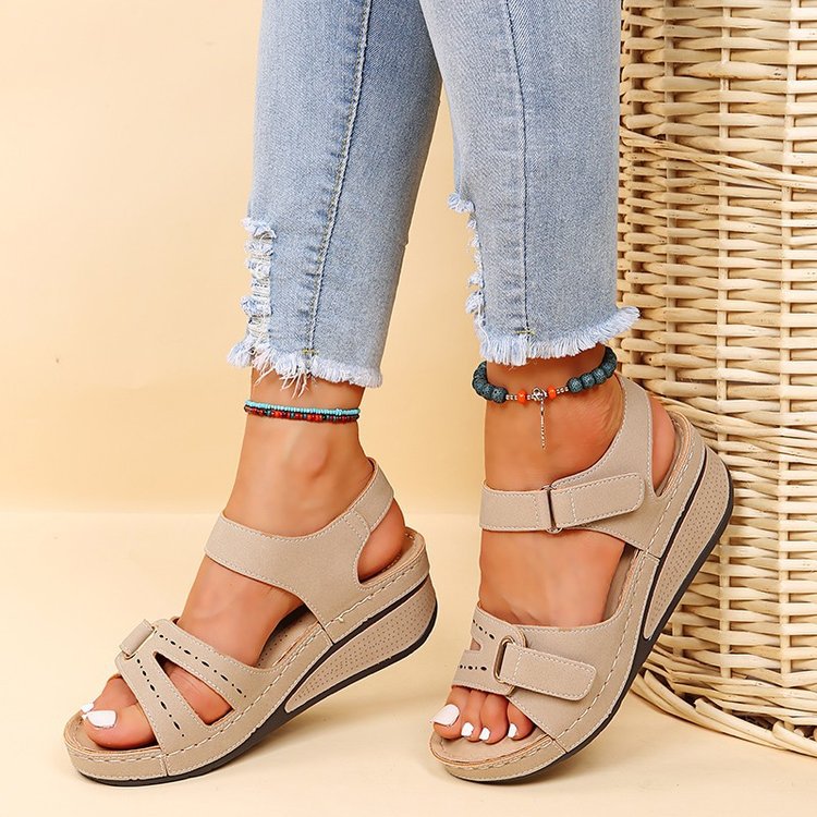 Damen  ergonomische Riemen-Sandalette mit dämpfender Memory-Innensohle und verstellbaren Klettverschlüssen Drune