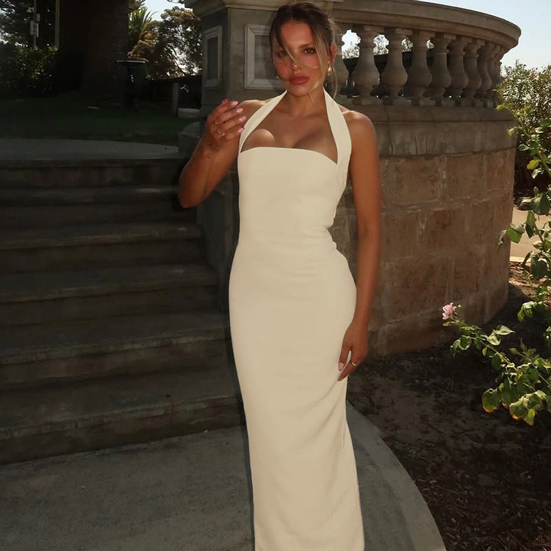 Damen Elegantes Maxikleid mit Halterneck und figurbetontem Schnitt Drune