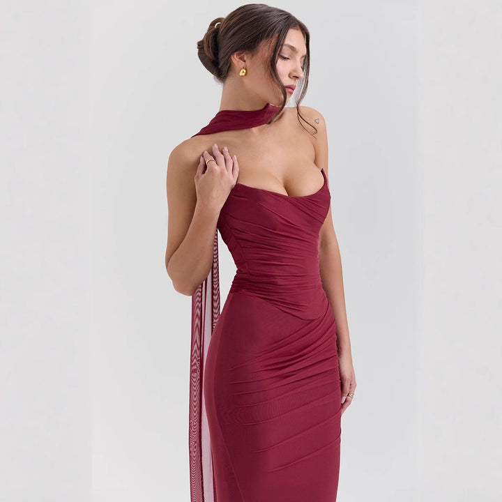 Damen figurbetontes Abendkleid mit schulterfreiem Design und raffinierten Drapierungen Drune