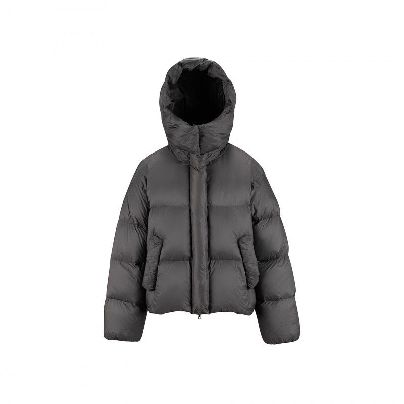 Damen Kurz gepolsterte Crop‑Steppjacke mit Volumen‑Kapuze und verdeckter Druckknopfleiste Drune