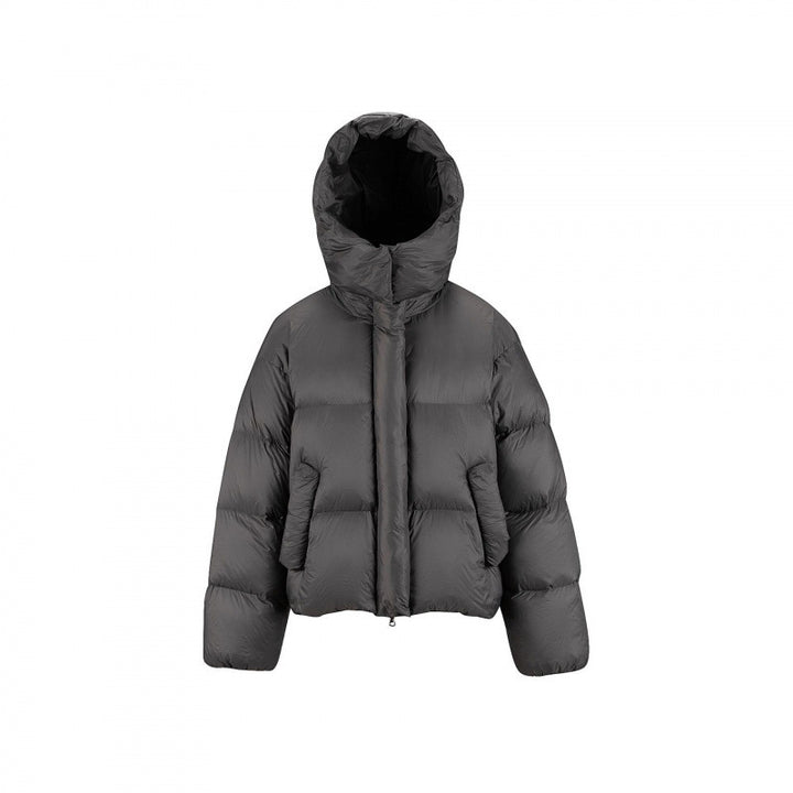 Damen Kurz gepolsterte Crop‑Steppjacke mit Volumen‑Kapuze und verdeckter Druckknopfleiste Drune