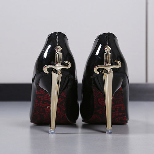 Damen extravagante Lack-Pumps mit dolchförmigem Metallabsatz Drune