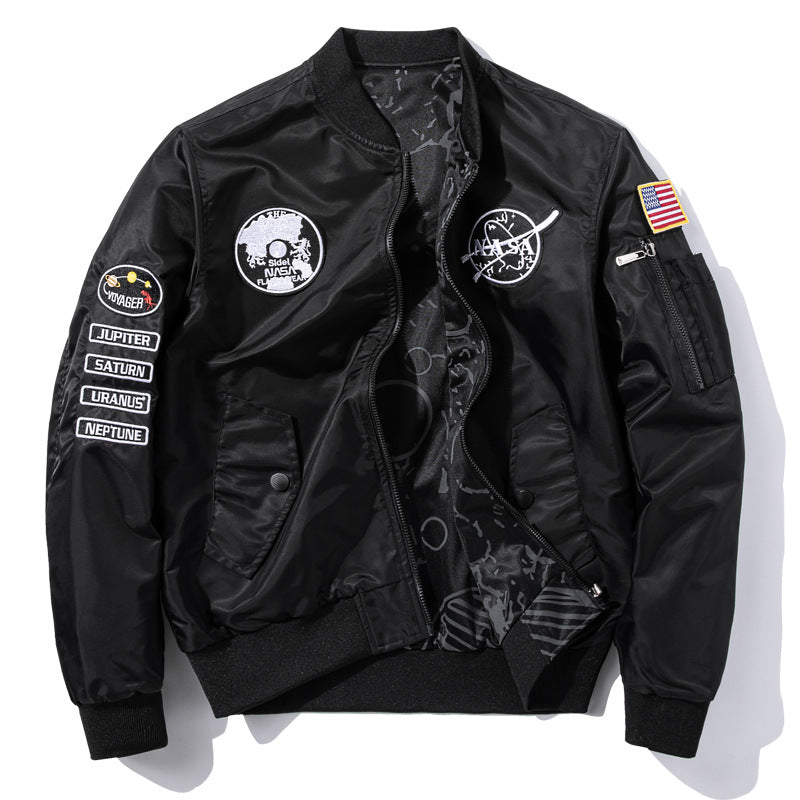 Herren  bestickte Raum-Patch glänzende Shell Bomberjacke mit bedrucktem Innenfutter und Ärmel-Reißverschluss-Nutztasche Drune