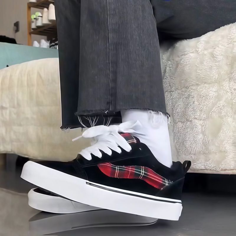 Damen Modische Sneakers mit kariertem Design und bequemem Fußbett Drune
