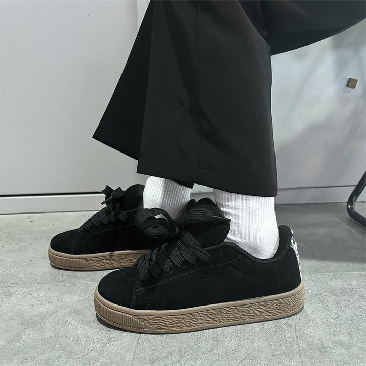Damen Lifestyle Sneakers mit dicker Gummisohle und weichem Wildleder-Obermaterial Drune