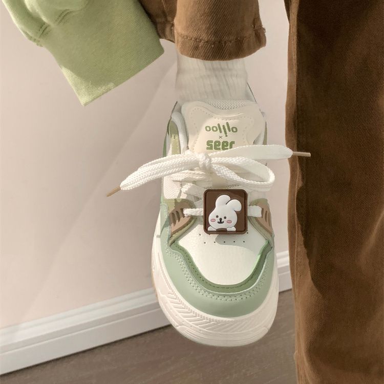 Damen Sneakers mit einzigartigen Tierapplikationen und atmungsaktiver Sohle Drune