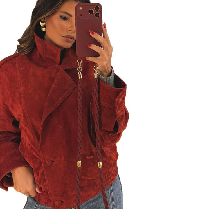 Damen gekürzte Velourslederjacke mit hohem Kragen und doppelreihiger Knopfleiste Drune