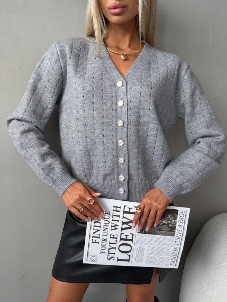 Damen Modische Strickjacke mit V-Ausschnitt und Knopfdetail Drune