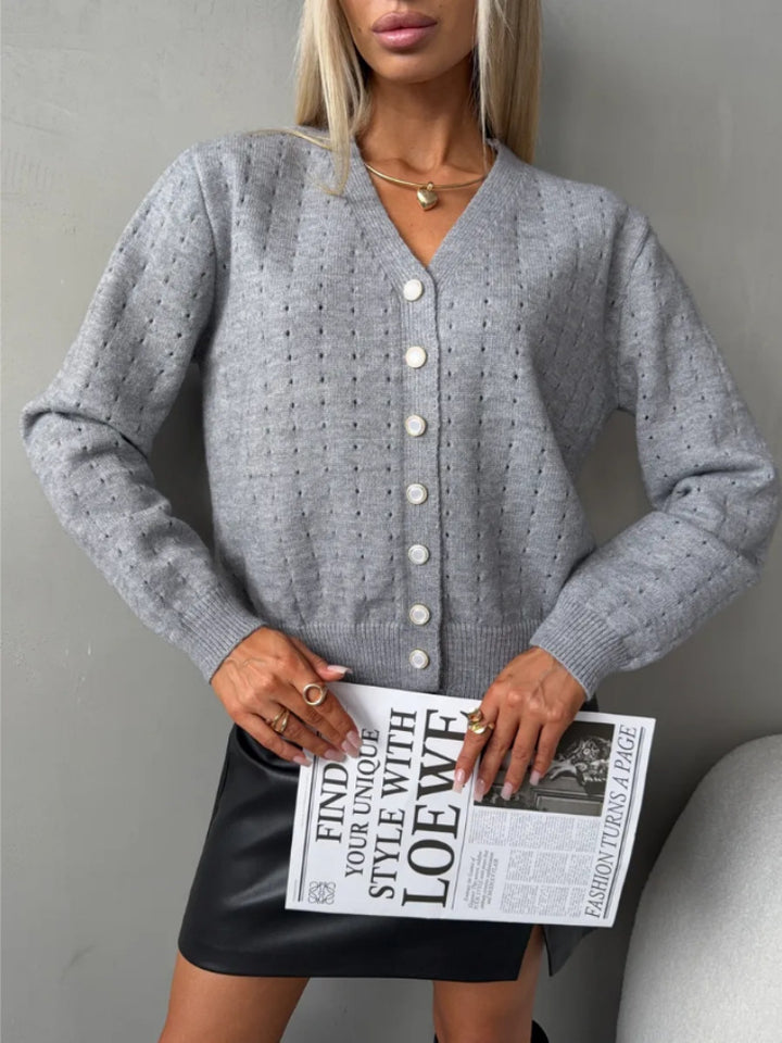 Damen Modische Strickjacke mit V-Ausschnitt und Knopfdetail Drune
