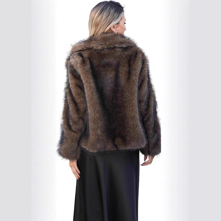 Damen Kurzblouson aus dichtem Kunstpelz mit großzügigem Schalkragen Drune