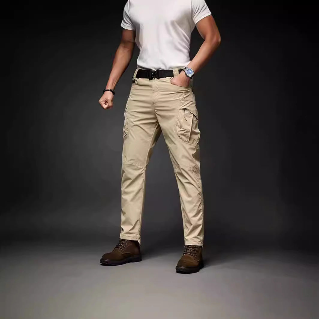 Herren Technische Trekkinghose mit wasserabweisender Oberfläche, ergonomischen Knieabnähern und Multifachtaschen Drune