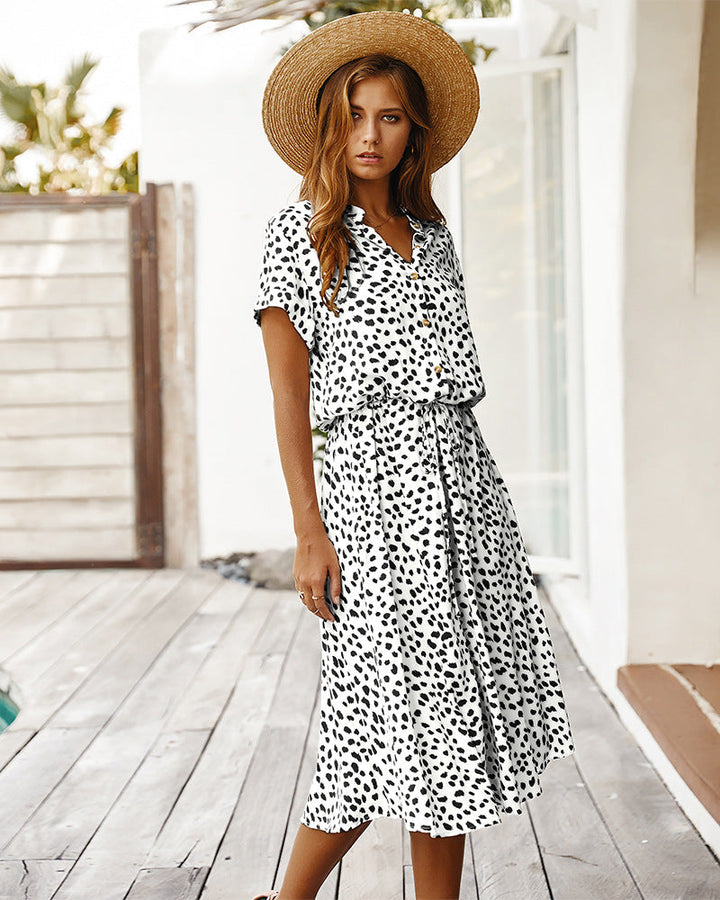 Drune | Lässiger Polka Dot V-Ausschnitt Kurzarm Midi Kleid