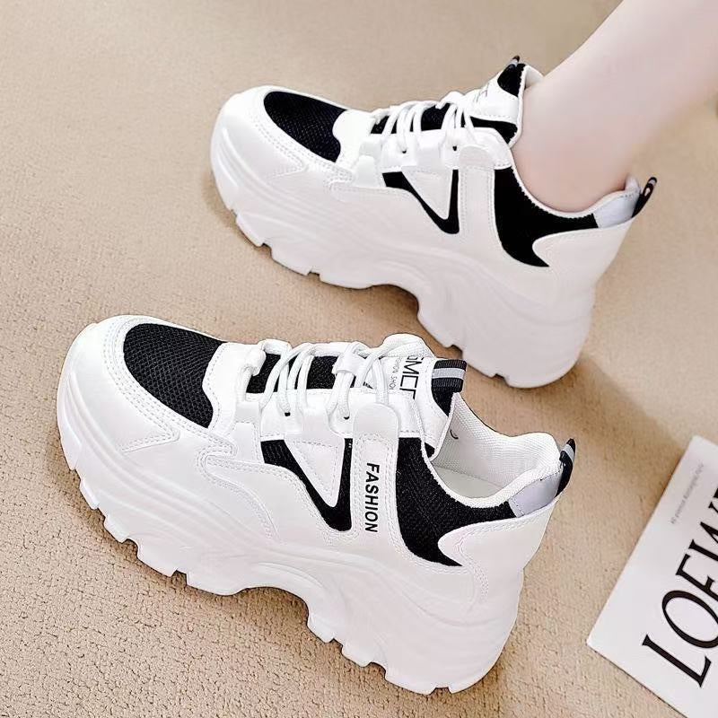 Damen Chunky Sneakers mit sportlichem Design und atmungsaktiver Obermaterialkombination Drune