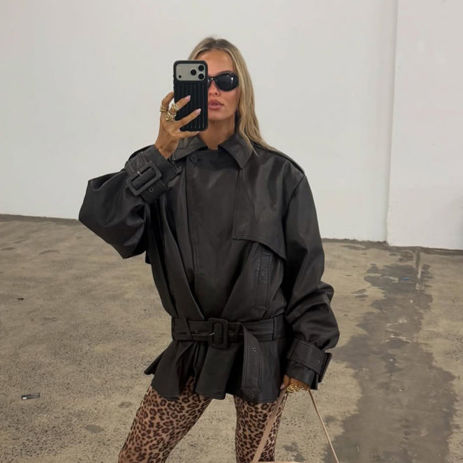 Damen Oversize-Lederjacke mit taillierendem Bindegürtel und Volant-Saum Drune