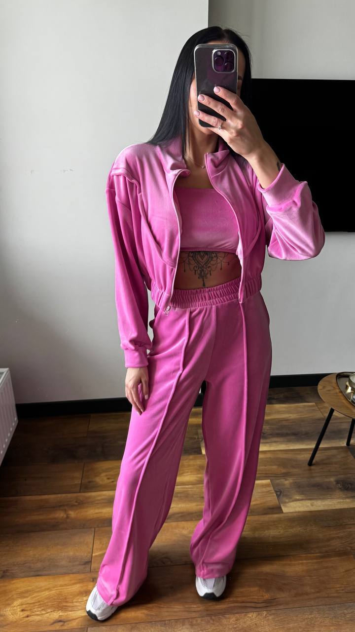 Damen Loungewear-Set aus luxuriösem Velours mit cropped Jacke und weiter Hose Drune