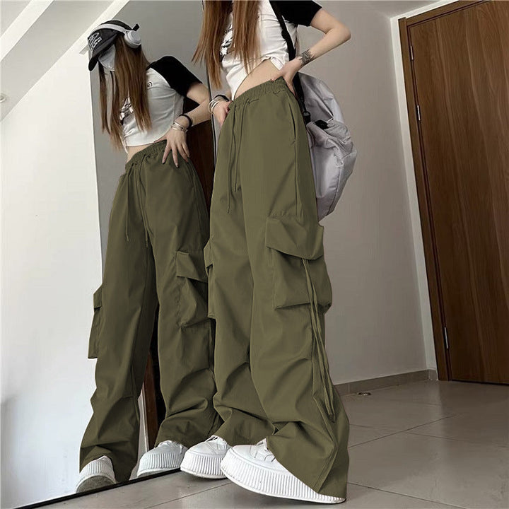 Damen Cargo-Hose im urbanen Stil mit weitem Schnitt und praktischen Seitentaschen Drune