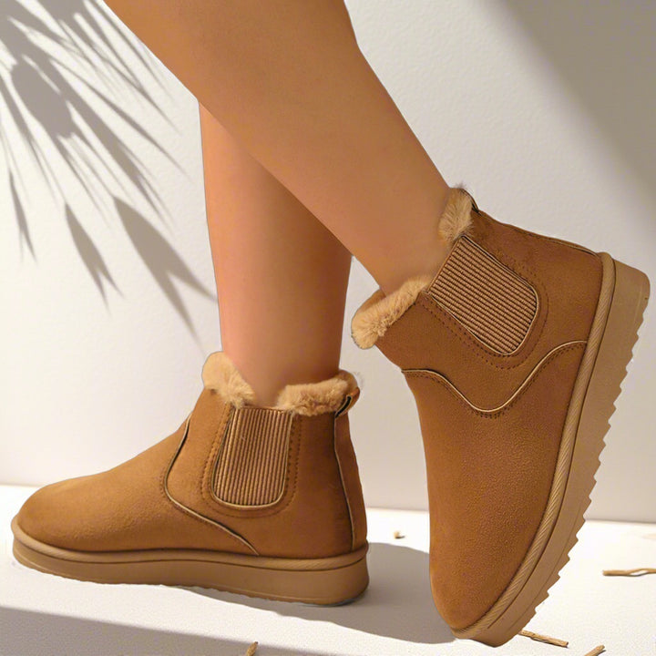Damen Gefütterte Chelsea-Stiefelette aus Wildlederoptik mit elastischem Einsatz und Profilsohle Drune