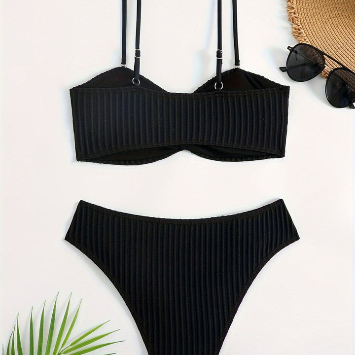 Damen Bikini Set mit elegantem Rüschen-Detail und modischen Kettenakzenten Drune