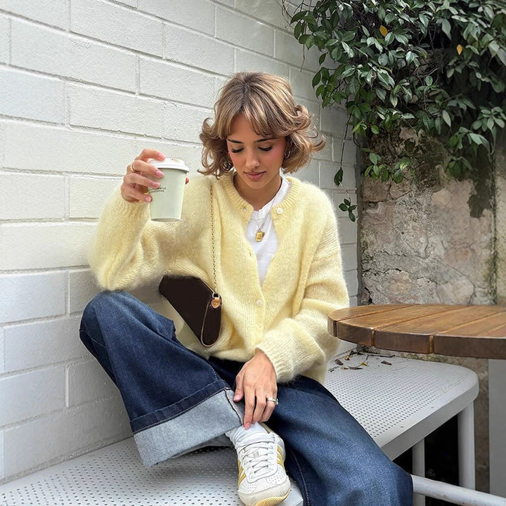 Damen weicher Strickcardigan mit großen Puffärmeln Drune