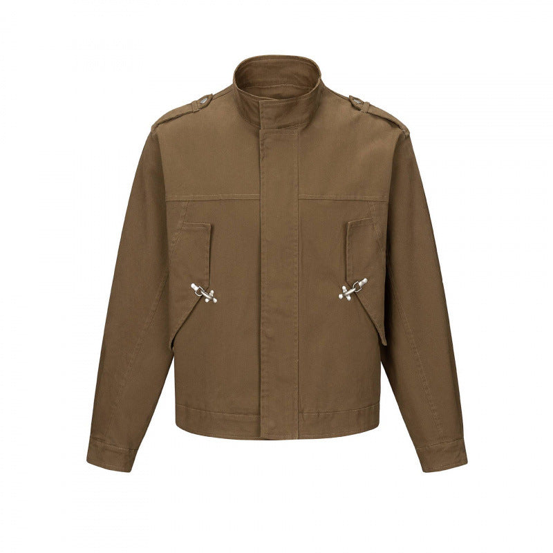 Herren Kurz geschnittene Field‑Jacke aus Baumwoll‑Canvas mit Stehkragen, Schulterklappen und verstellbaren Pattentaschen Drune