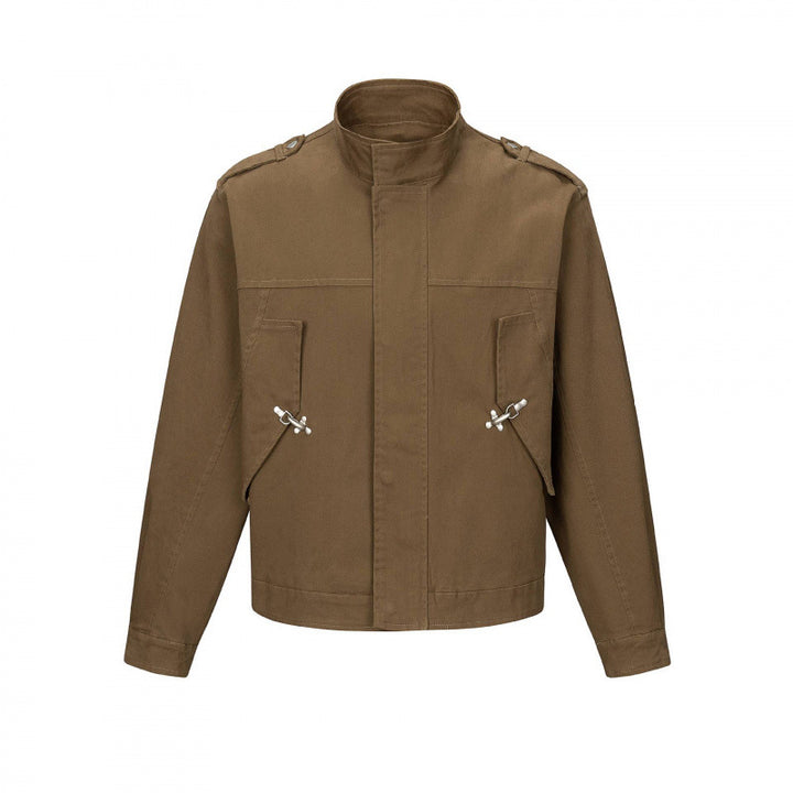 Herren Kurz geschnittene Field‑Jacke aus Baumwoll‑Canvas mit Stehkragen, Schulterklappen und verstellbaren Pattentaschen Drune